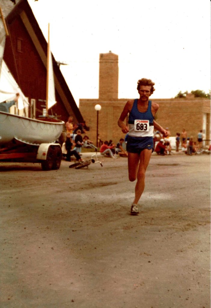 Al Howie running in an early race